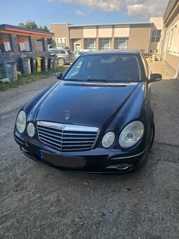 MERCEDES W211,E220CDI,125KW ROK 2008 - 5