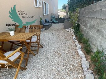Predaj apartmán so záhradou, blízko pieskovej pláže, Chorvát - 5