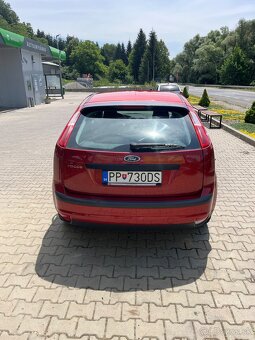 🔴 FORD FOCUS 1.6i – spoľahlivý benzínový hatchback - 5