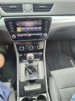 ŠKODA SUPERB - 5