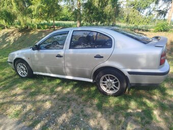 Škoda Octavia 1.6 benzín 55kW - 5