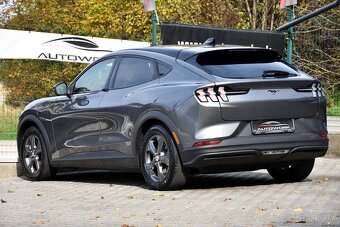Ford Mustang Mach-E 75,7 kWh 2023 ZÁRUKA - SOH_95,8 % _DPH - 5