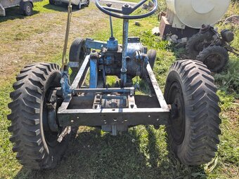 Traktor Kramer K18 - 5