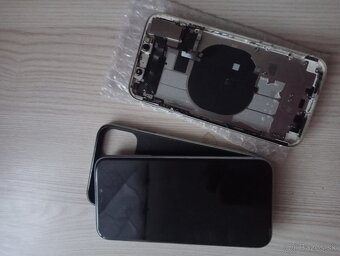 Predám vimenim iphone 11 - 5