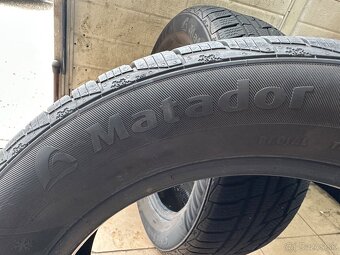 225/55R17 zimne - 5