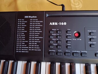 Predám klavír Fox keyboard ARK-160 - 5