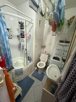 Topoľčany-2izbový byt s balkónom, pivnicou a klimatizáciou - 5