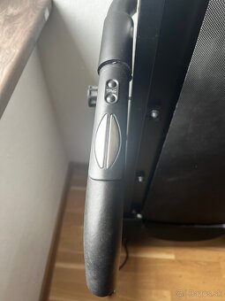 Bežecký pás LIFEFIT TM1100 – ako nový - 5