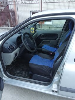 Renault Clio - 5