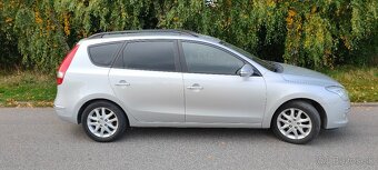 HYUNDAI i30 CW 2.0 benzin 105kW (143k) - 5