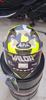 Helma  AIROH VALOR - 5