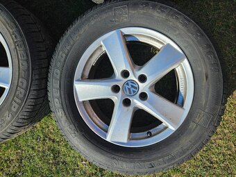 Volkswagen R16 215/65 - 5