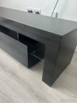 TV stolík - 5