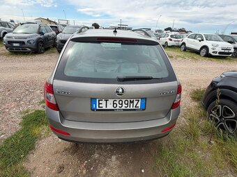 ŠKODA OCTAVIA COMBI 1.6 TDI - 5