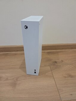 Xbox Series S 512 GB + 2 hry - 5