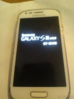 SAMSUNG GALAXY S-III mini - 5