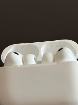 Apple AirPods Pro 3 - 5