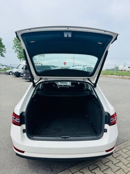 Škoda Superb Combi 2.0 TDI Ambition DSG - 5