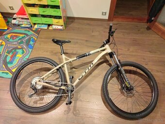 CTM Zephyr 29″ 2023 pieskovcová - 5