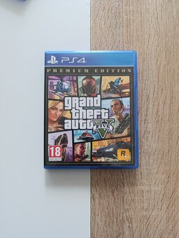 PS4 500GB - 5