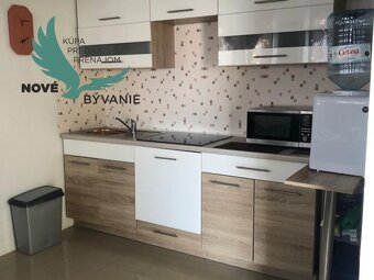 Na predaj dom 2x apartmán len 200m od mora v Chorvátsku na o - 5