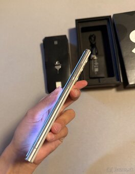 Samsung Galaxy S22 ultra - 5