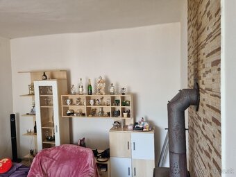 Trojizbový rodinný dom v obci Čakanovce - 5