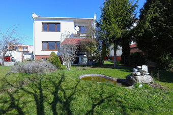 Rodinný dom vhodný na podnikanie  4 km od Piešťan. - 5