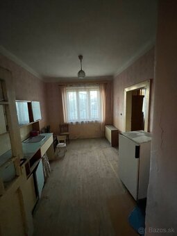 Rodinný dom v obci Tibava - 5