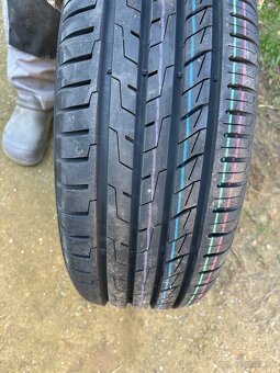 205/55 R16 letné pneumatiky a mazda disky - 5