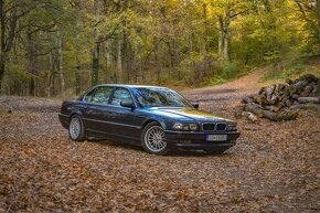 BMW 740iL E38 - 5