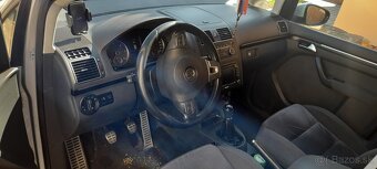 Predám volkswagen touran 2010 1.6tdi 77kw - 5