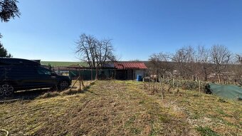 NA PREDAJ pozemok s chatkou Nitra - 5