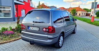 Volkswagen Sharan 1.9 Tdi 85Kw RV 2009 265.000km HIGH-LINE - 5