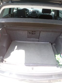 Predám Golf plus 1.9tdi 77kw. r.v 2006 - 5