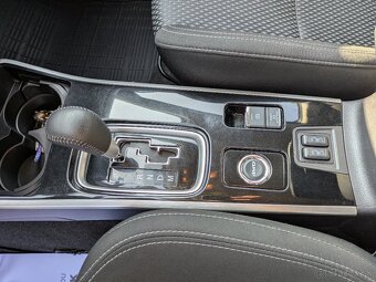 Mitsubishi Outlander SUV 2.0 MIVEC 4WD r.v.2021 - 5
