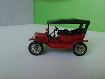 Matchbox Yesteryear Ford - 5