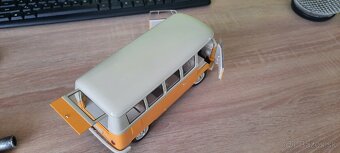 Volkswagen T1 bus 1:18 - 5