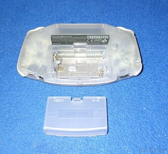 Nintendo Gameboy Advance komplet v krabici a manuálni - 5