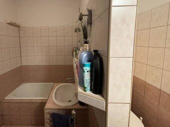 3-izbový čiastočne zrekonštruovaný byt v lukratívnej časti P - 5