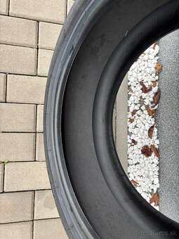 235/45 R18 Michelin - 5