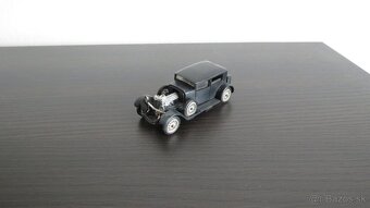 Moskvič 433 CCCP stará autíčka modely hračky. - 5