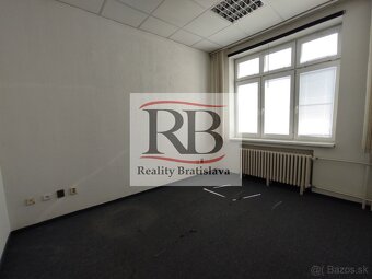 Kancelársky celok v historickej budove centre Bratislavy na - 5