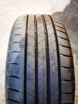 Predám letnú sadu pneu 235/55R18 - 5