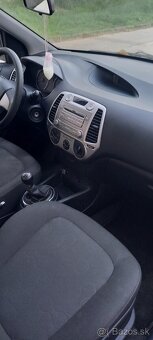 Hyundai i20 2012 - 5