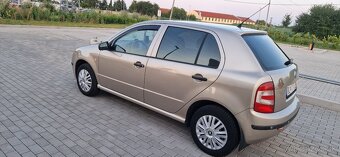 Predam Škoda Fabia 1.2 -Benzin Rok 2004 - 5