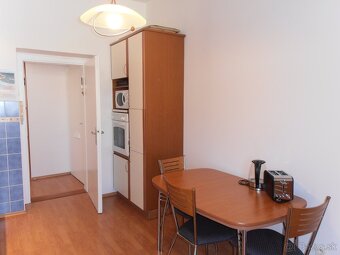 Prenájom veľký 2 izb. byt, Staré Mesto - 5