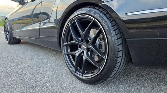 Mercedes-Benz E350 CDI Coupé - 5