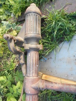 Sigma - ručná historická pumpa na vodu - 5