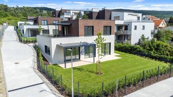 SKOLAUDOVANÉ Predaj vily v projekte "Račianska perla" BA - 5